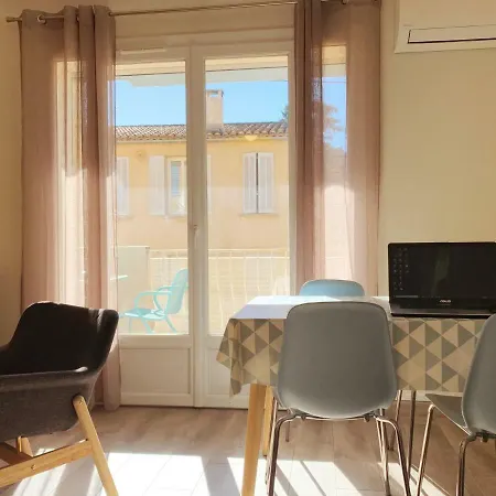 Le 13 Apartment